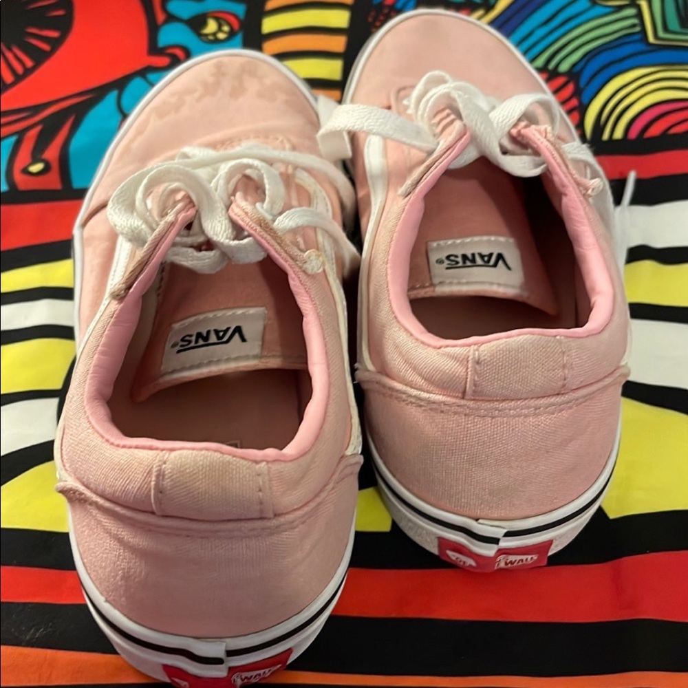 Vans - Picture 2 of 5